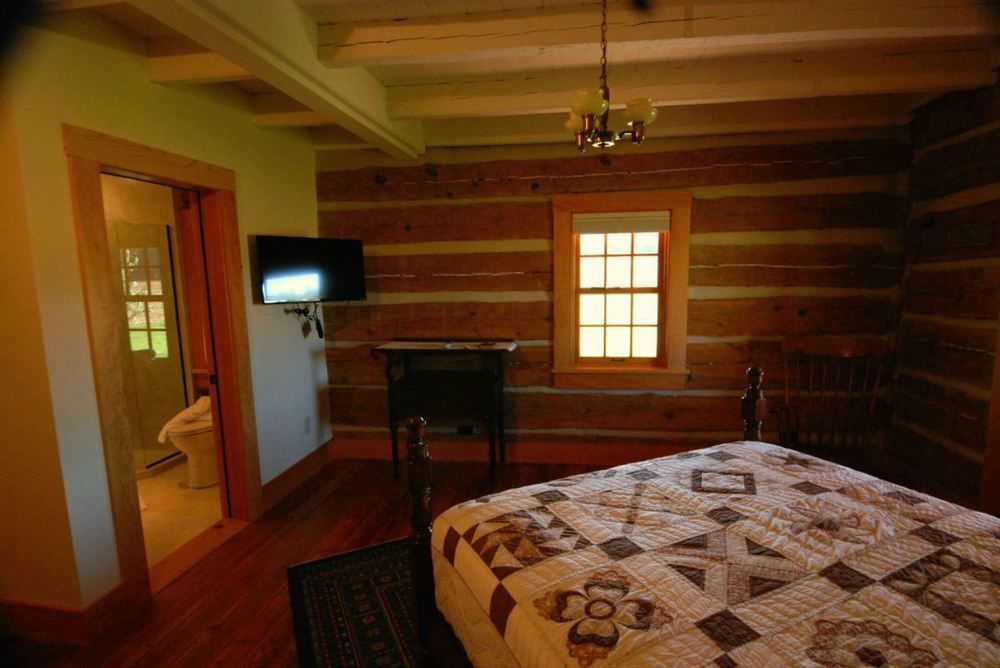 Silver Lake Bed And Breakfast (Adults Only) Harrisonburg Exterior foto
